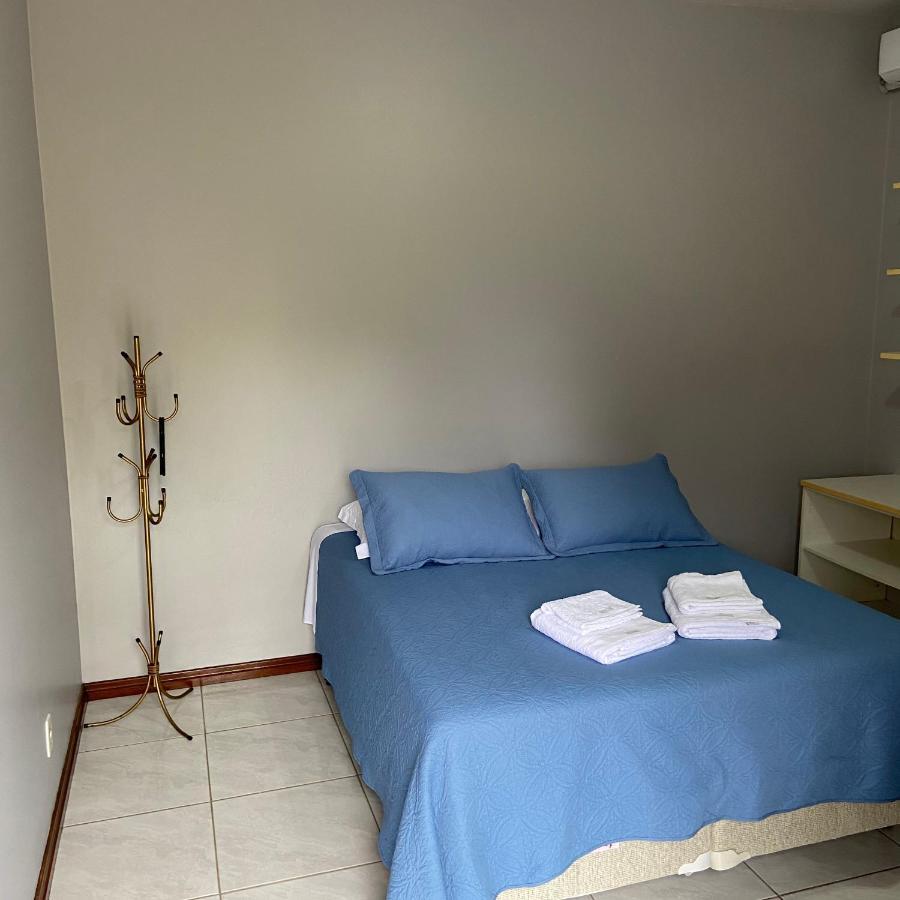 Hospedagem Mafli Apartment Barra do Trombudo Bagian luar foto